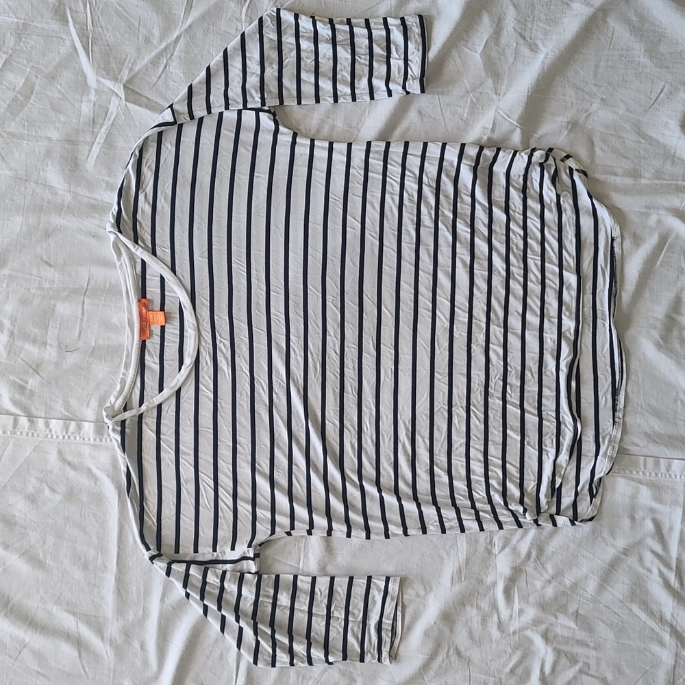 Joe Fresh white with black stripe 3/4 sleeve shirt top Medium